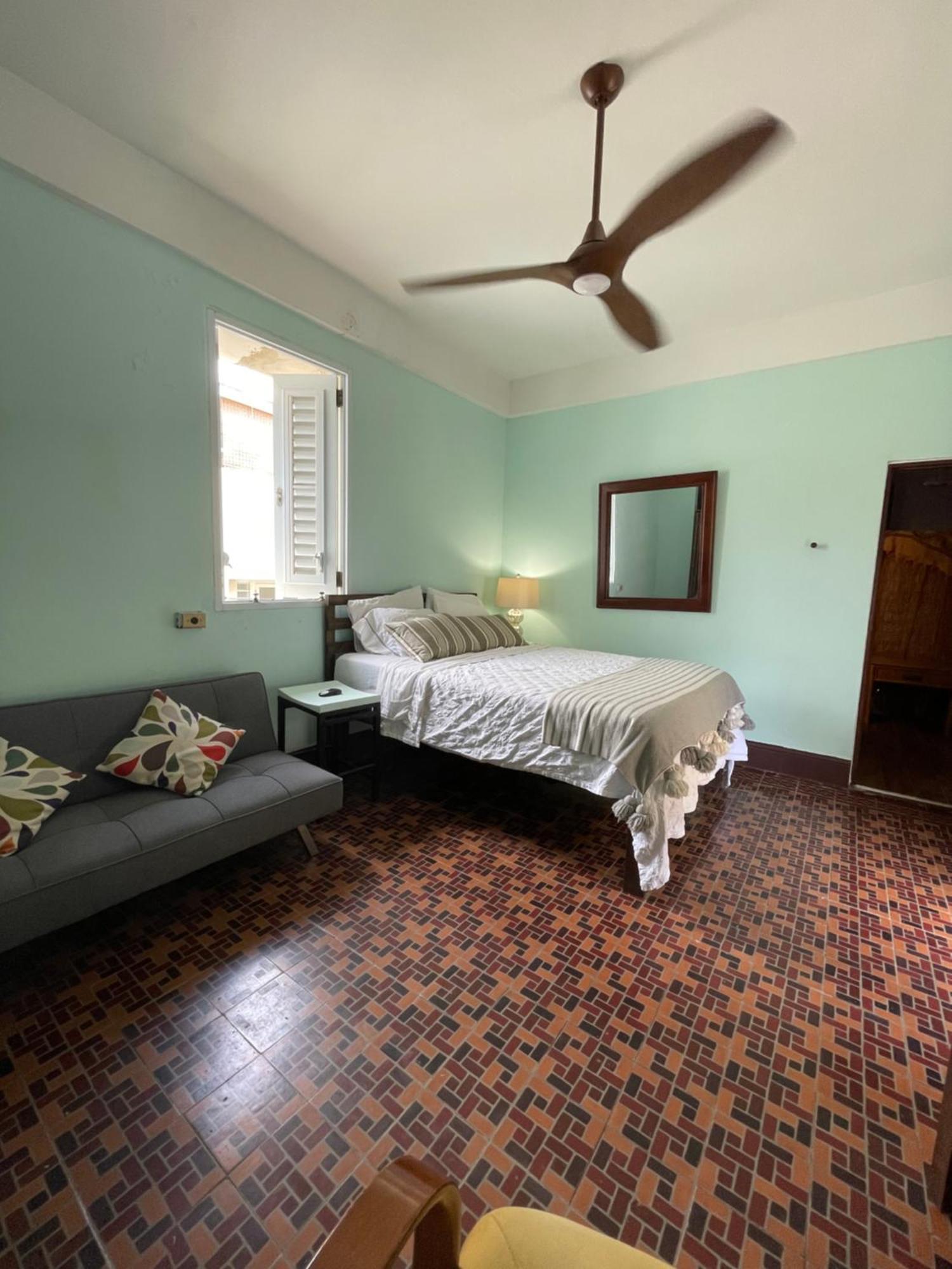 Fresh Tropical Colonial Style Walk-Up- Rooftop Terrace- Beach View San Juan Exterior foto